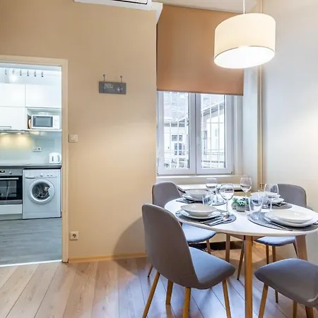 아파트 Very & Cozy