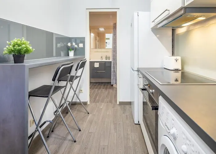 Very & Cozy بودابست